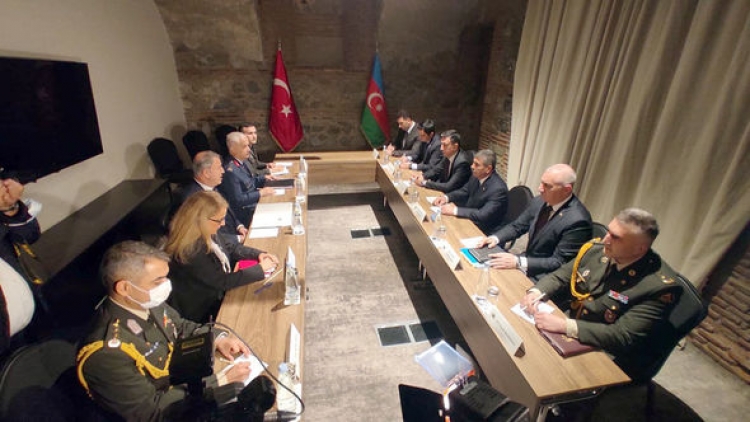 Zakir Həsənov Türkiyənin Milli Müdafiə naziri ilə görüşüb