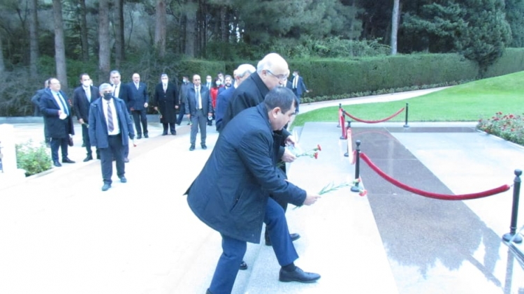 Bakıda beynəlxalq simpozium keçirilib -