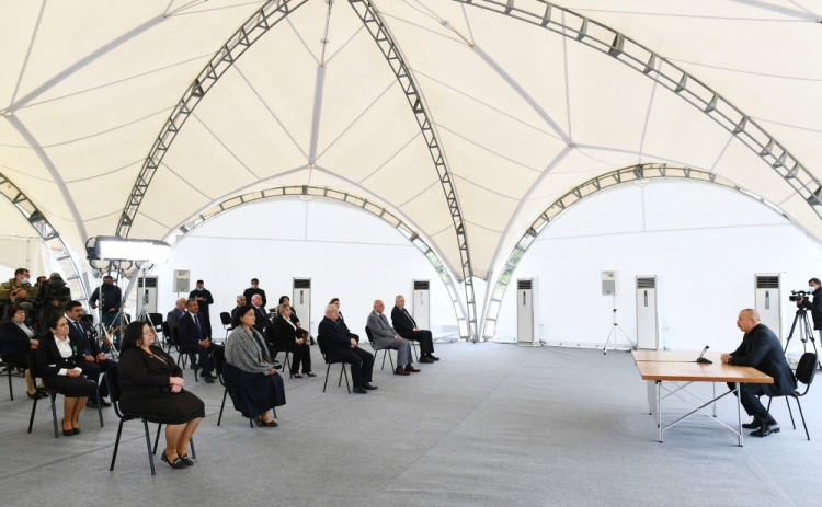 Prezident Hadrut qəsəbəsinə və Tuğ kəndinə səfər edib -
