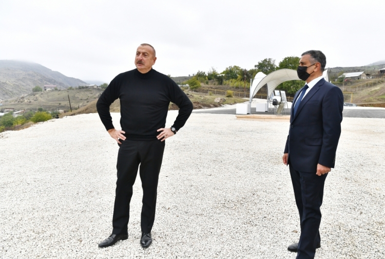 Prezident Hadrutda yeni məscidin təməlini qoyub -