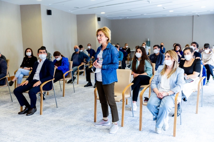 Media nümayəndələri üçün növbəti seminar keçirilib