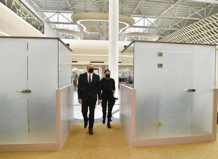 İlham Əliyev və Mehriban Əliyeva Füzuli Beynəlxalq Hava Limanında yaradılan şəraitlə tanış olublar -