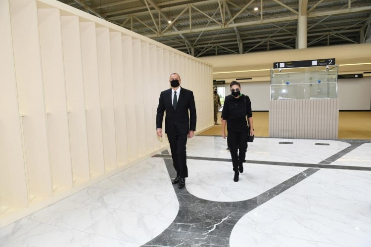 İlham Əliyev və Mehriban Əliyeva Füzuli Beynəlxalq Hava Limanında yaradılan şəraitlə tanış olublar -