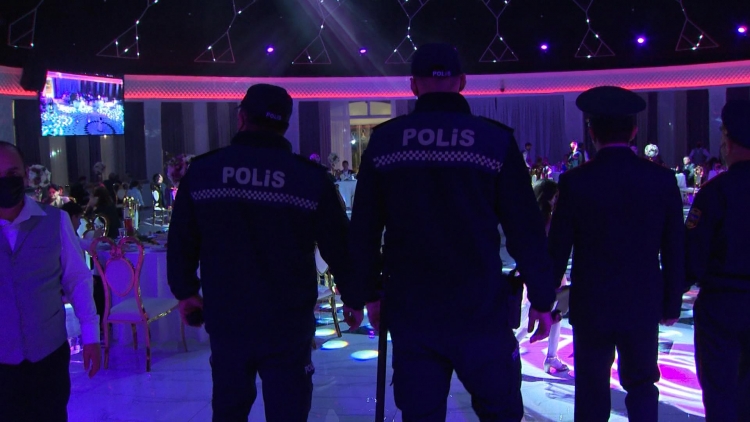 DİN: "216 nəfər COVID-19 pasportu olmadığına görə şənliyə buraxılmayıb"