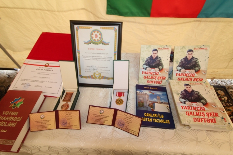 “Yarımçıq qalmış şeir dəftəri” – Şəhid Xaliddin Nəsibova həsr olunmuş kitab təqdim edilib