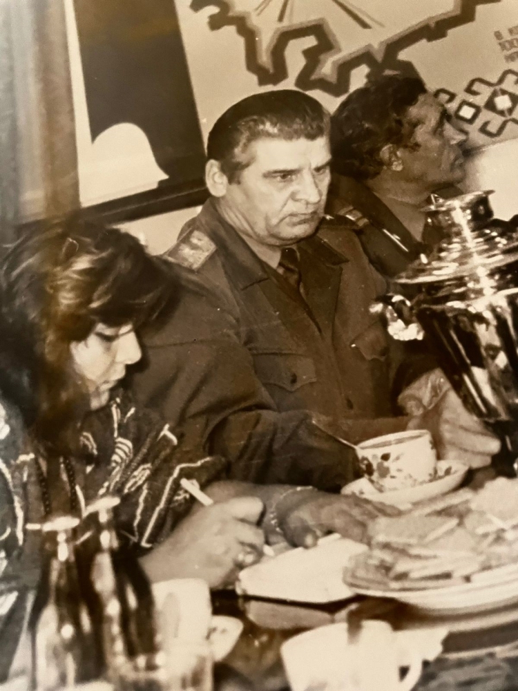 Bir ezamiyyətin tarixçəsi: Salatın əsgərlərə bütün həqiqətləri anlatdı -