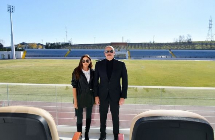 Prezident Quba Olimpiya İdman Kompleksində yenidənqurmadan sonra yaradılan şəraitlə tanış olub -