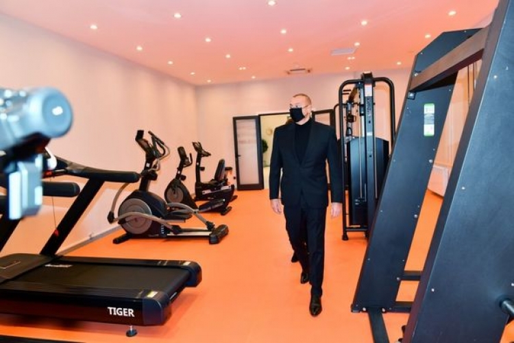Prezident Quba Olimpiya İdman Kompleksində yenidənqurmadan sonra yaradılan şəraitlə tanış olub -