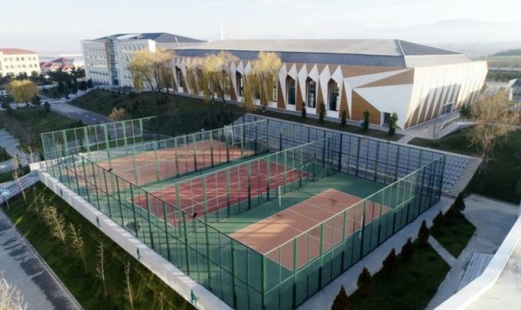 Prezident Quba Olimpiya İdman Kompleksində yenidənqurmadan sonra yaradılan şəraitlə tanış olub -