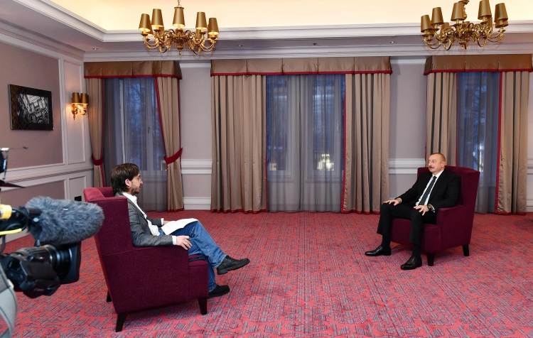 Prezident İlham Əliyev İspaniyanın “El Pais" qəzetinə müsahibə verib -