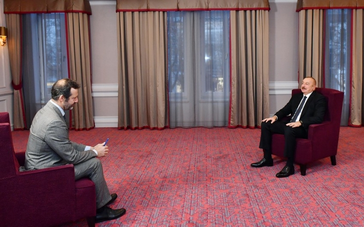 Prezident İlham Əliyev İtaliyanın “İl Sole 24 Ore” qəzetinə müsahibə verib