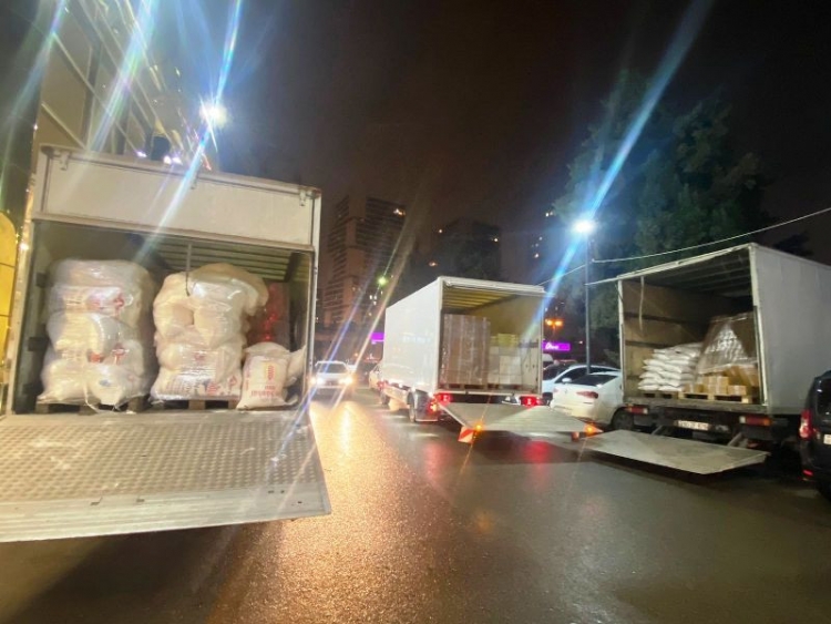 Bakıdan Kiyev sakinlərinə 30 tondan çox humanitar yardım göndərilib -