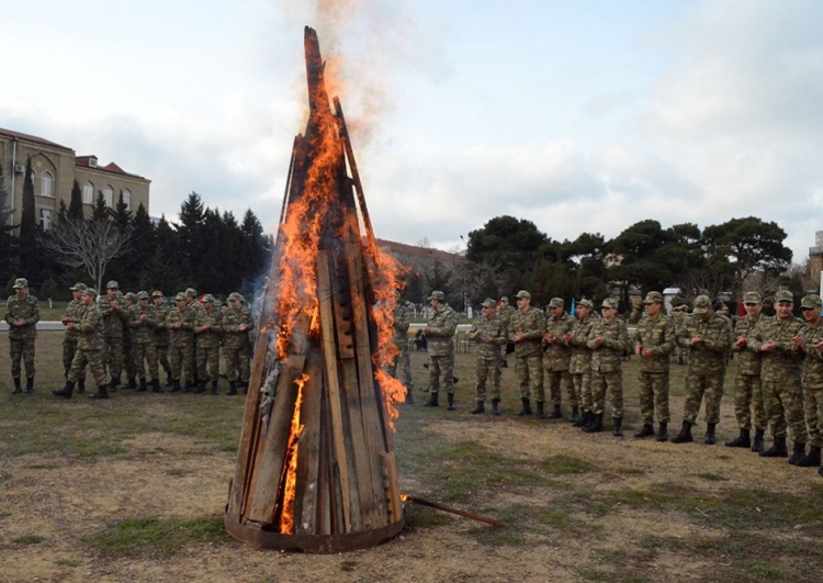 Azərbaycan Ordusunda Novruz şənliyi -