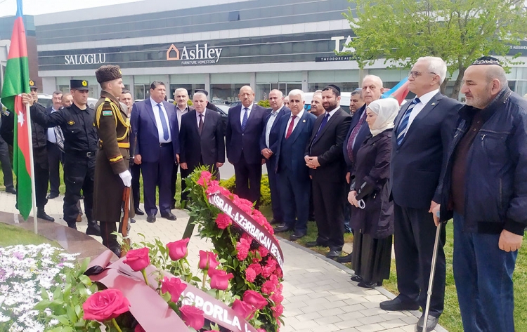 Albert Aqarunovun anım mərasimi keçirilib -
