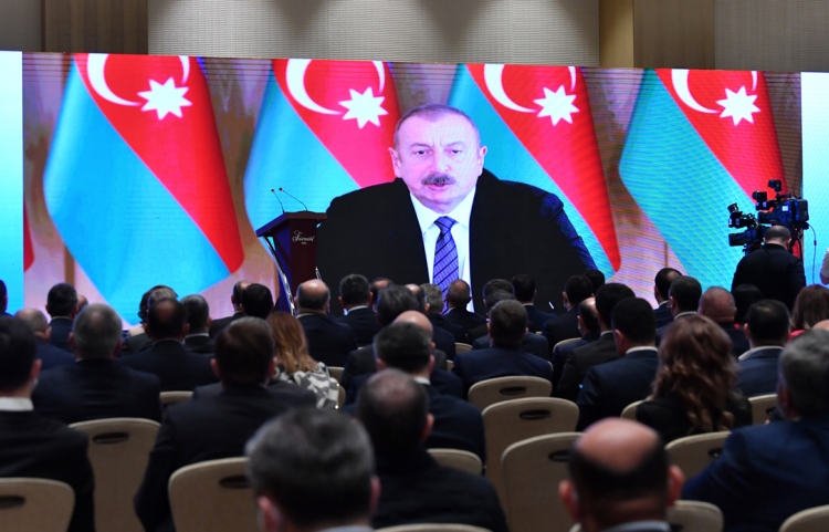 “Sahibkarlar Günü”nə həsr olunmuş konfrans keçirilib -