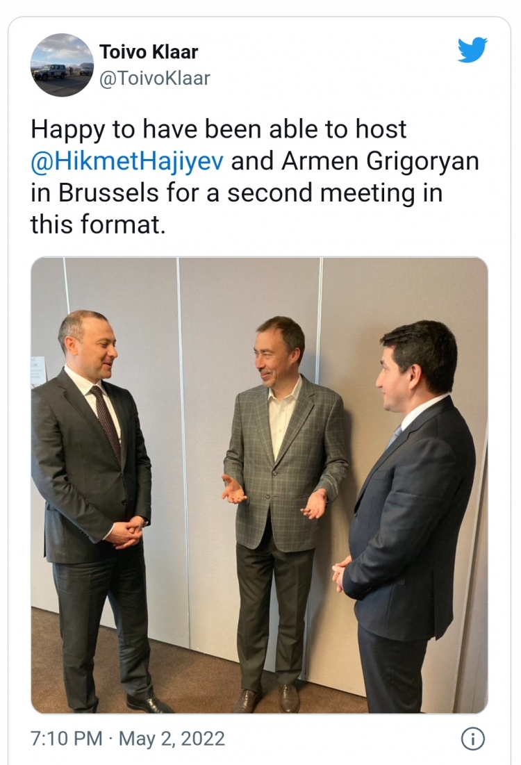 Hikmət Hacıyev Armen Qriqoryanla görüşüb -
