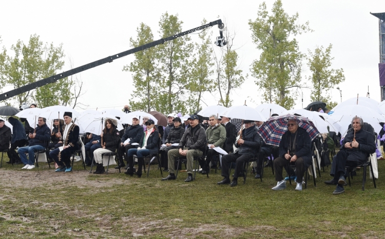 Prezident və xanımı Şuşada “Xarıbülbül” festivalında -