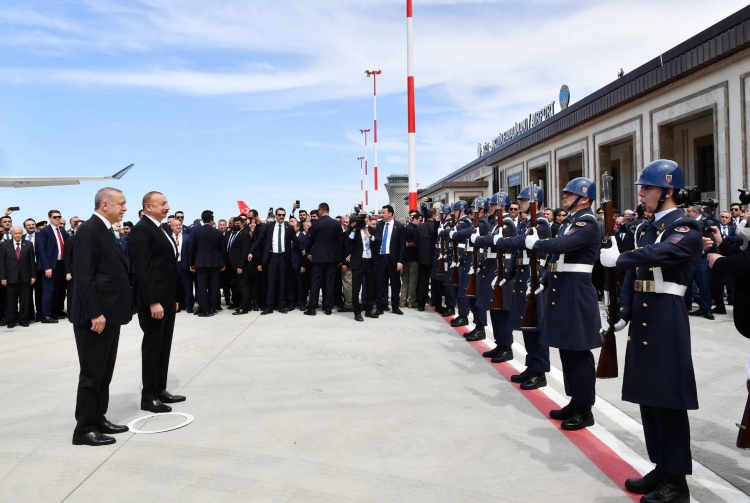 İlham Əliyev: "Mən bu gün qardaşımın məmləkətindəyəm və demək olar ki, öz məmləkətimdəyəm"