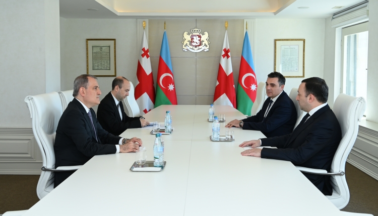 Ceyhun Bayramov Gürcüstanın Baş naziri ilə görüşüb -