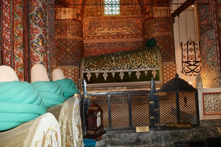Mehriban Əliyeva və Leyla Əliyeva Konyada Mövlanə muzeyini ziyarət edib -