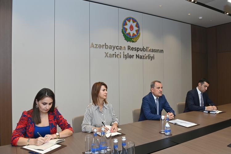 Ceyhun Bayramov Avropa Şurasının Bakı ofisinin rəhbərini qəbul edib -