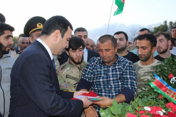 Şəhid Qədim Xəlilov dəfn olunub
