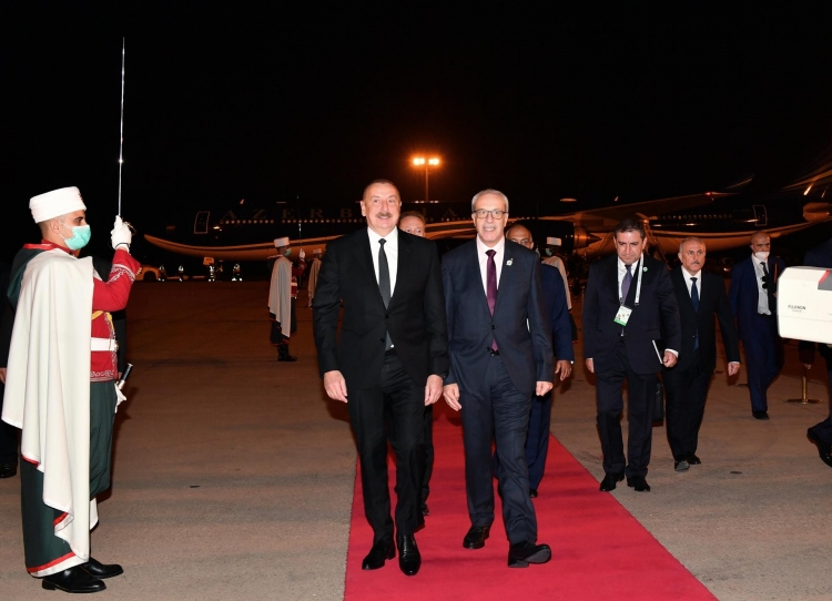 Prezident İlham Əliyev Əlcəzairə səfərə gedib -