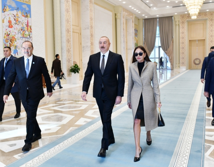 Prezident İlham Əliyev Özbəkistana səfər edib