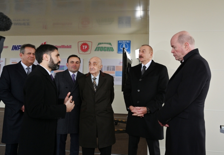 “Azəri-Mərkəzi-Şərqi” platformasının dayaq bloku dənizə yola salınıb
