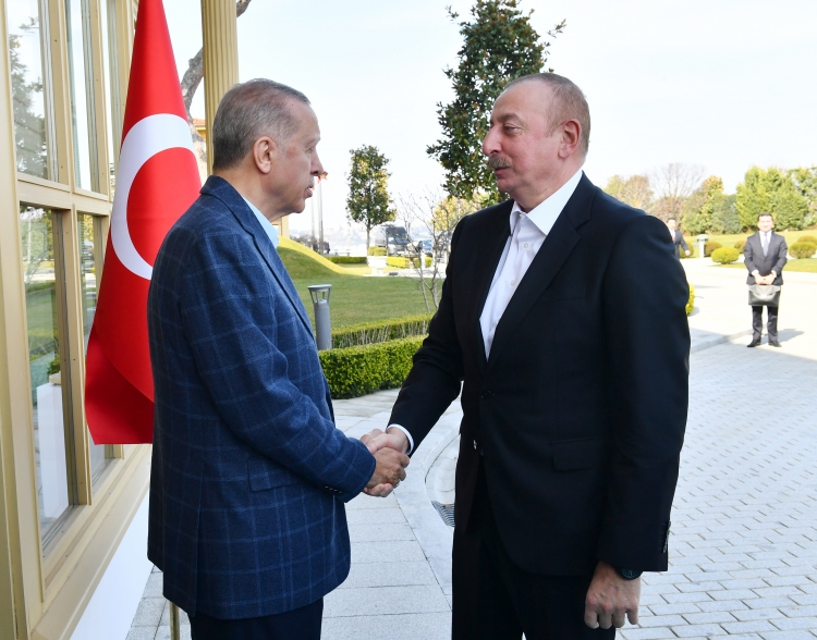İstanbulda İlham Əliyevin Rəcəb Tayyib Ərdoğanla görüşü başlayıb