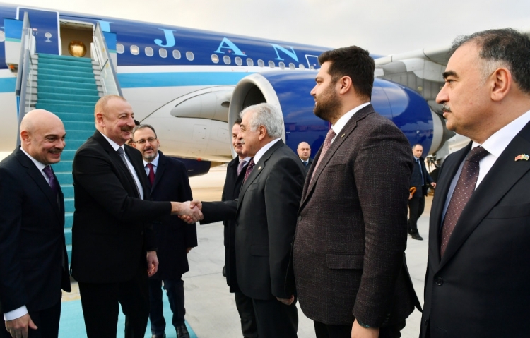 Prezident İlham Əliyev Türkiyədə səfərdədir -
