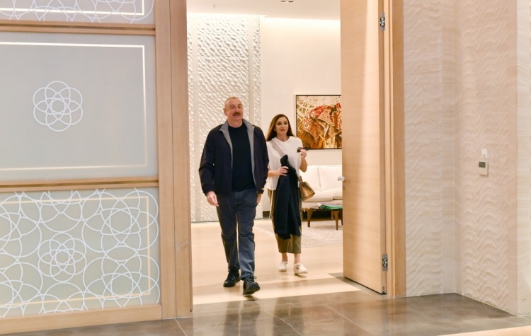 Prezident və birinci xanım “Qarabağ” - “Qalatasaray” matçını izləyiblər -