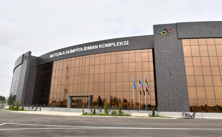 İlham Əliyev və Mehriban Əliyeva Neftçala Olimpiya İdman Kompleksinin açılışında iştirak ediblər -