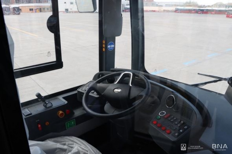 Bakıda ilk elektrik mühərrikli avtobus -