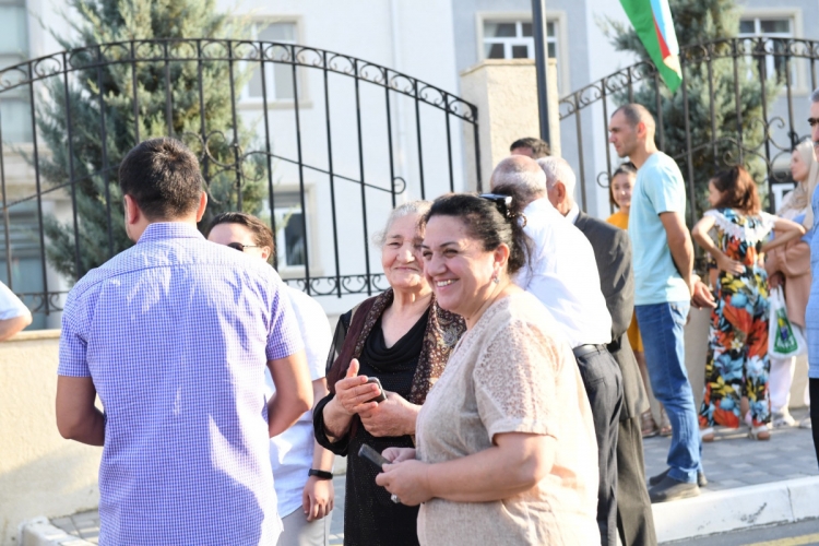 Daha 23 ailə Laçına köçürülüb -