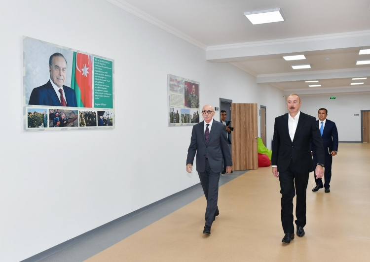 Şəmkirdə Məhəmməd Füzuli adına məktəb-liseyin yeni binasının açılışı olub -
