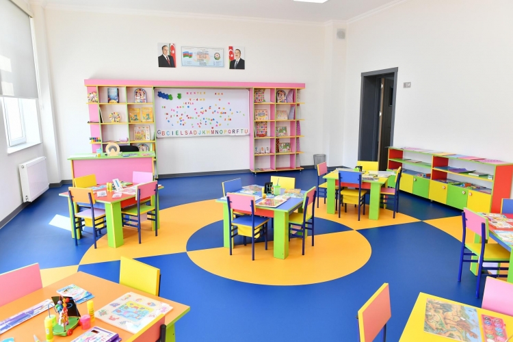 Şəmkirdə Məhəmməd Füzuli adına məktəb-liseyin yeni binasının açılışı olub -