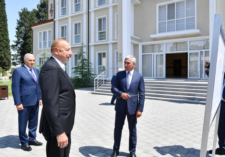 Samuxda Sərkar kənd uşaq musiqi məktəbinin yeni binası istifadəyə verilib -