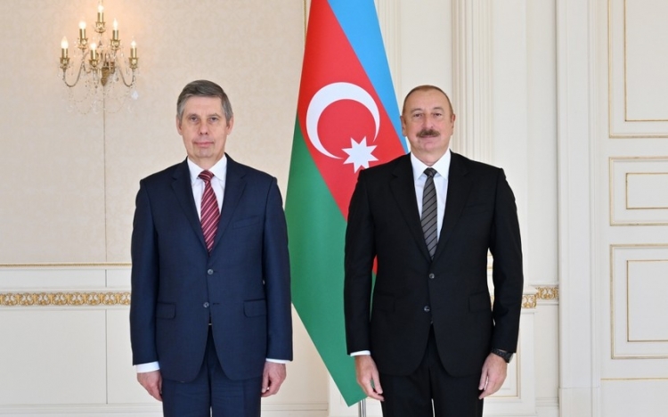 İlham Əliyev Rusiyanın yeni səfirinin etimadnaməsini qəbul edib -