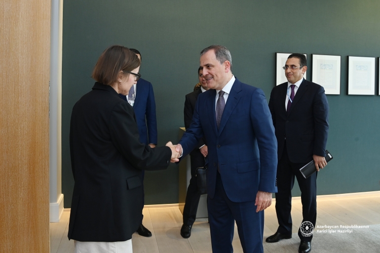 Ceyhun Bayramov BQXK prezidenti ilə görüşüb -