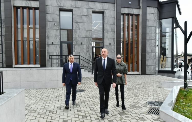 Prezident və birinci xanım İsmayıllıda