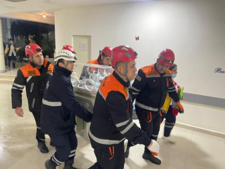 Respublika Perinatal Mərkəzində yanğın olub -