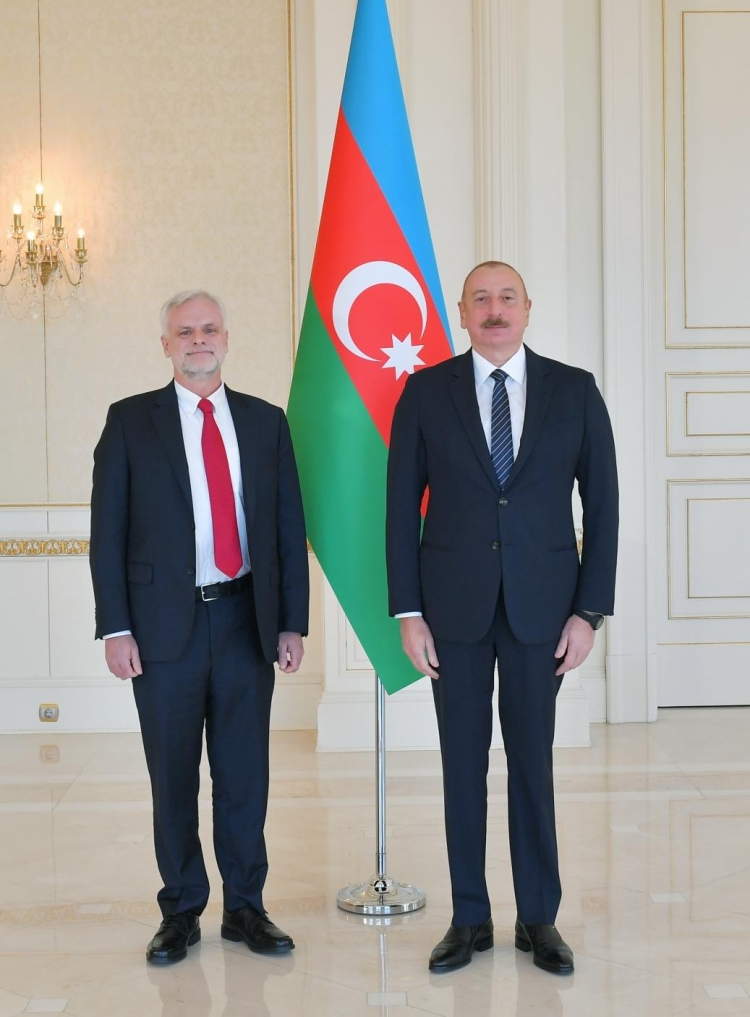 Azərbaycan Prezidenti ABŞ-nin yeni təyin olunmuş səfirinin etimadnaməsini qəbul edib -