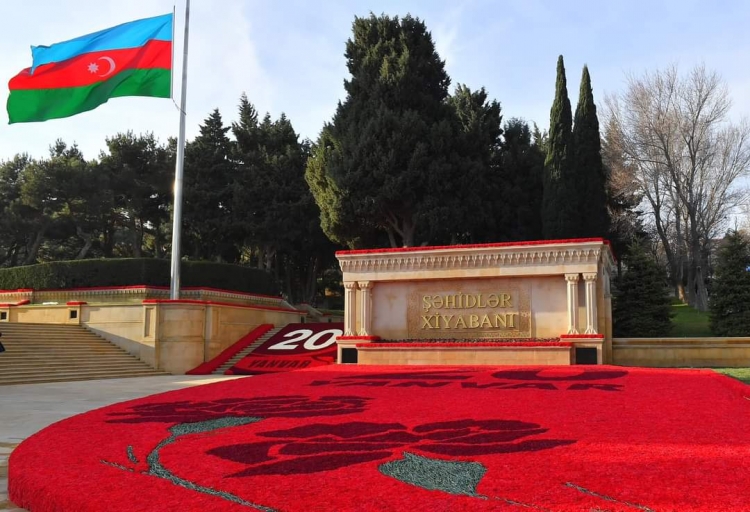 Prezident və birinci xanım Şəhidlər xiyabanını ziyarət ediblər -
