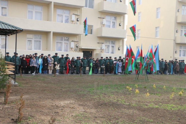 Qazaxda sərhədçilərə tikilən yaşayış binaları istifadəyə verilib
