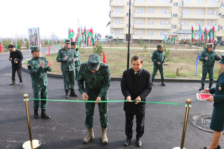Qazaxda sərhədçilərə tikilən yaşayış binaları istifadəyə verilib