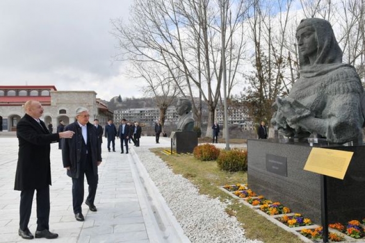 İlham Əliyev və Tokayev Şuşada -