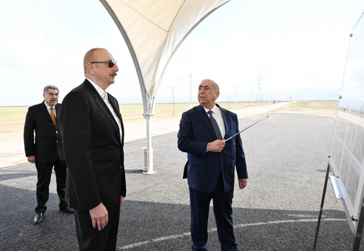 Prezident İlham Əliyev Hacıqabul rayonunda olub -