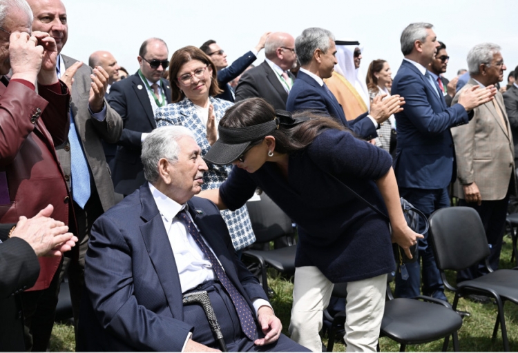 Prezident və birinci xanım Şuşada “Xarıbülbül” festivalında iştirak ediblər -