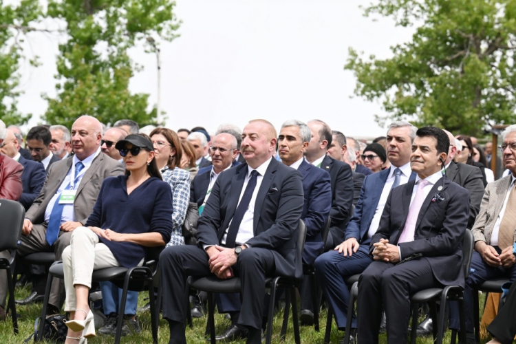 Prezident və birinci xanım Şuşada “Xarıbülbül” festivalında iştirak ediblər -